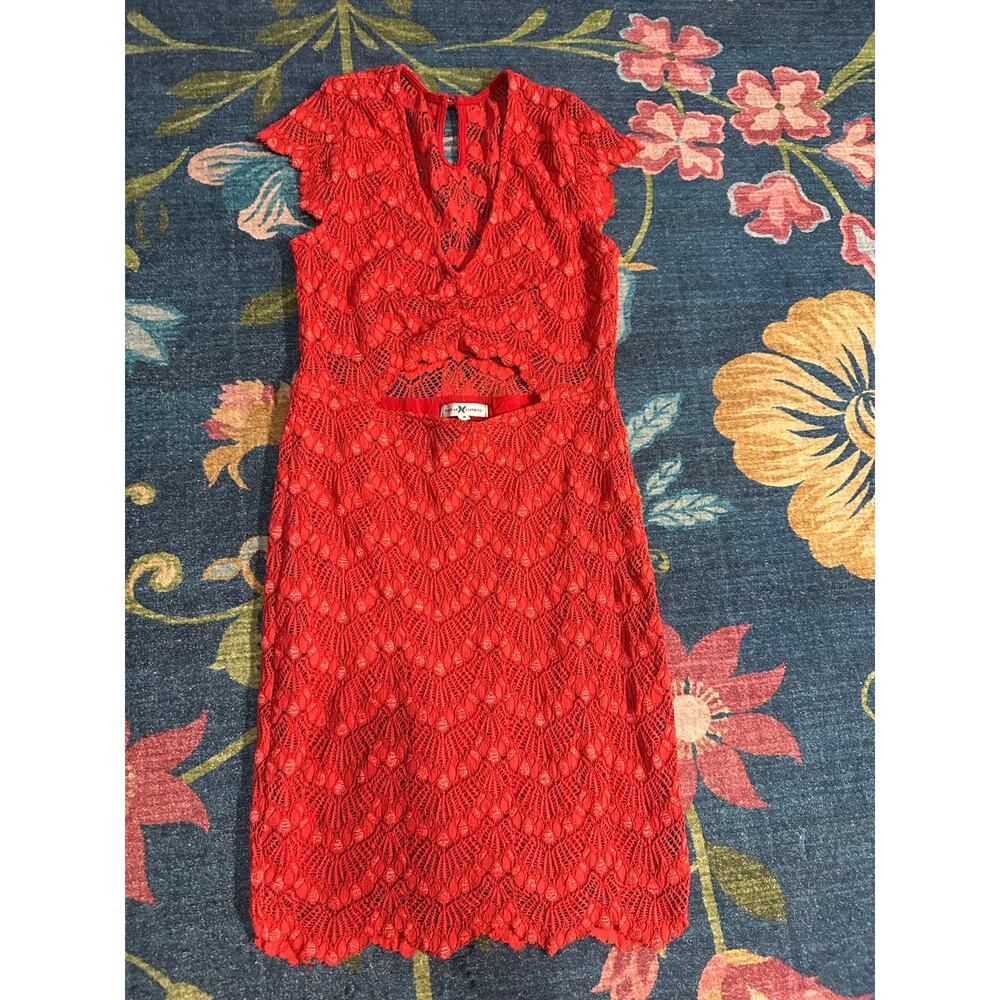 Nightcap Clothing Red Lace Cutout Bodycon Mini Dress Size Medium - Picture 2 of 6